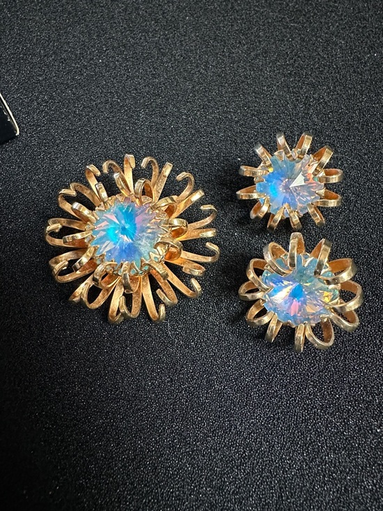 Sarah Coventry Jewelry - 1969 Sarah Coventry Mystic Blue Brooch and Clip-On Earrings